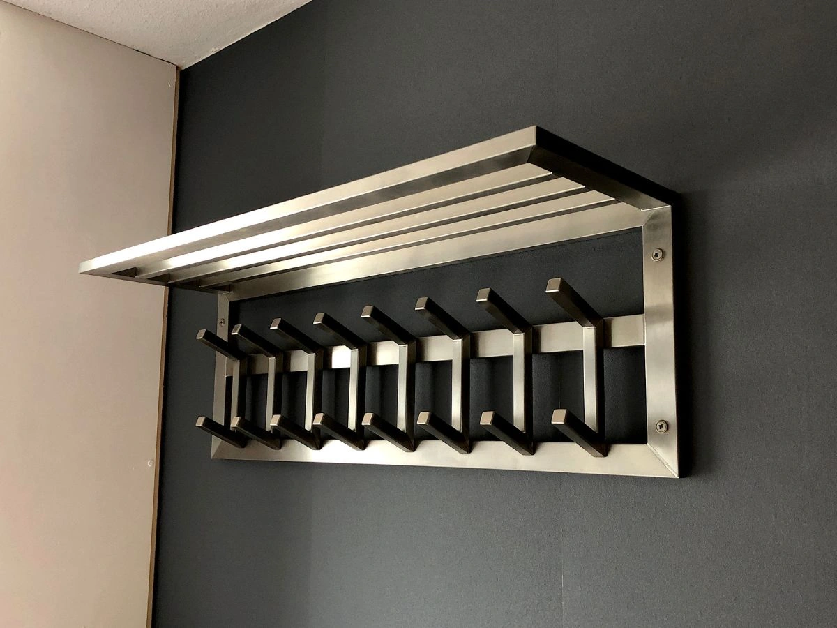 RVS Kapstok Design met hoedenplank - 1 meter met 8 complete RVS haken